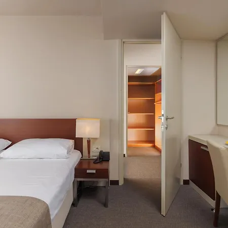 Albatros Plava Laguna فندق