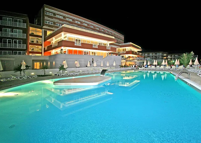 Albatros Plava Laguna Hotel 4*