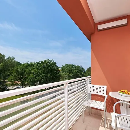Albatros Plava Laguna Hotel 4*