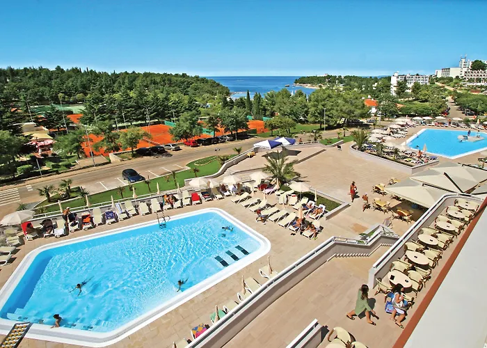Hotel Albatros Plava Laguna 4*