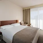 호텔 Albatros Plava Laguna 4*