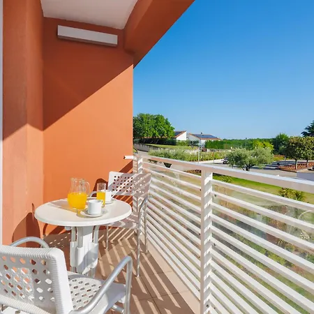 Albatros Plava Laguna ホテル 4*